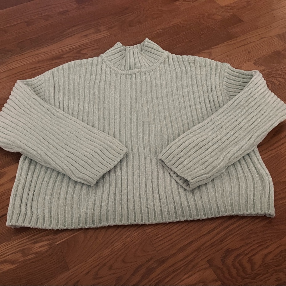 H&M Mint Green Chenille Ribbed Turtleneck Sweater